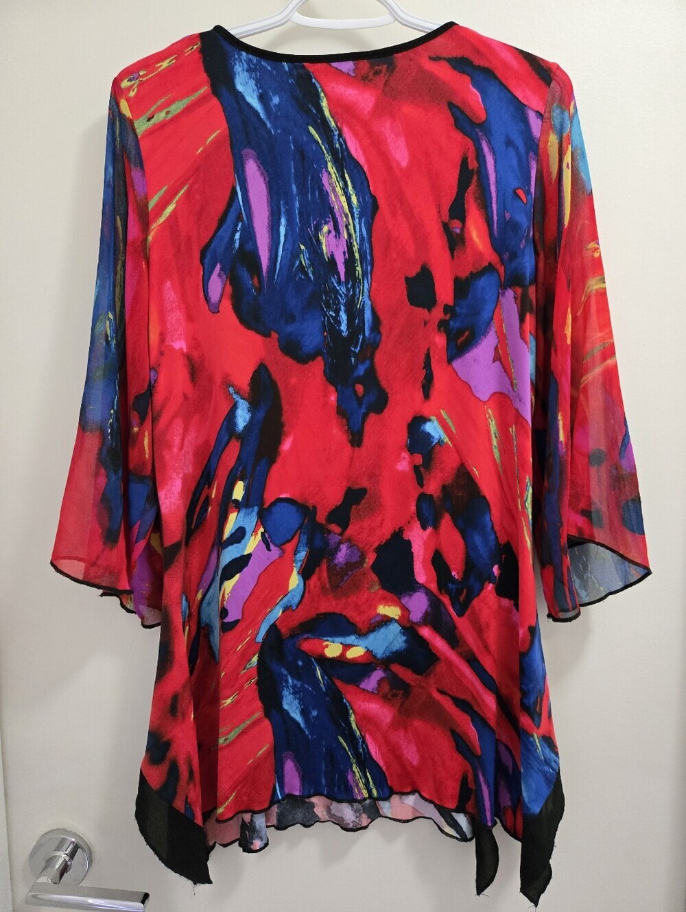 Ladies Multicolor Abstract Tunic - Picture 3 of 4